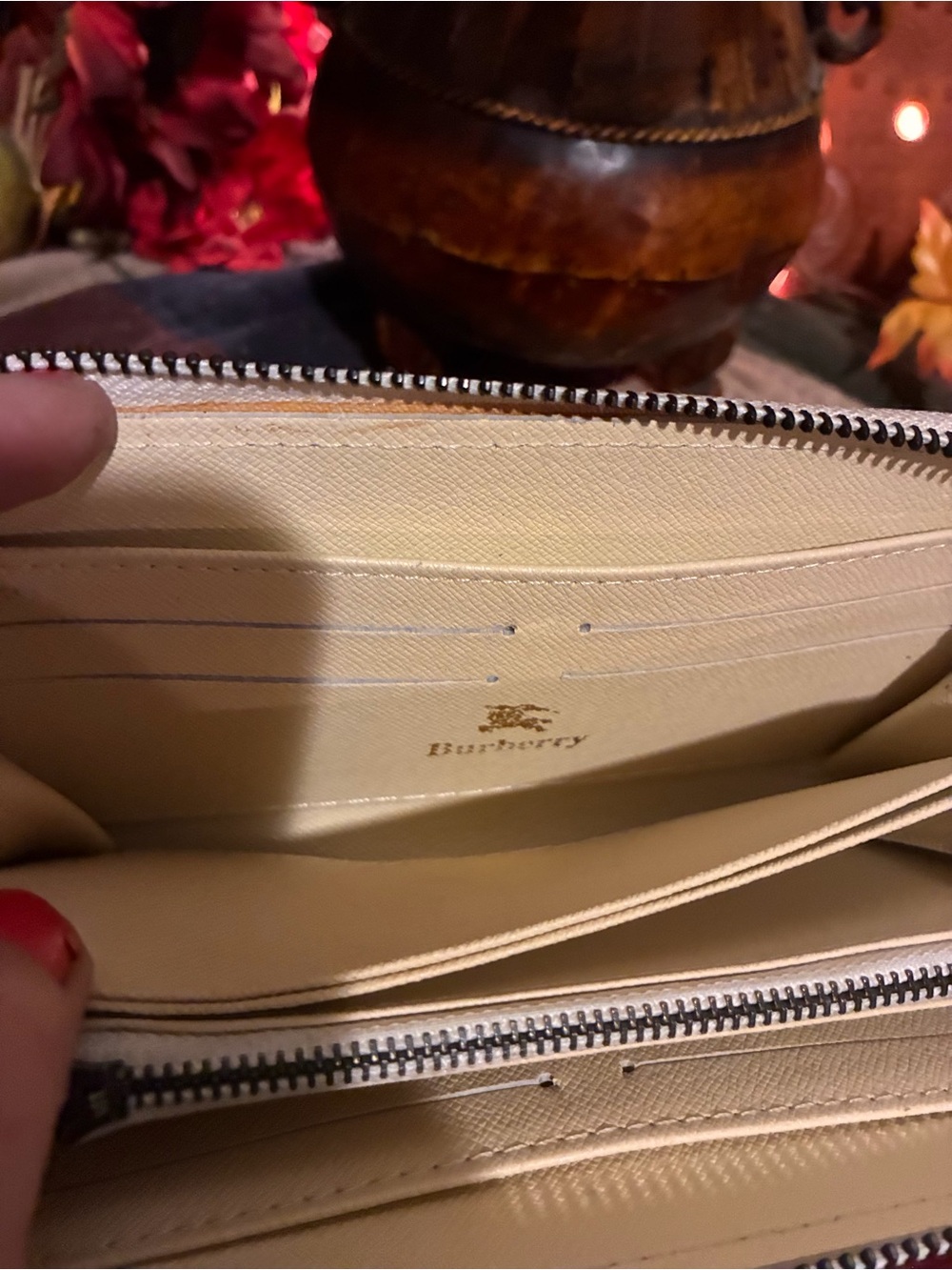 Burberry Beige Plaid Zip-Around Wallet with Metal Logo - Picture 11 of 14